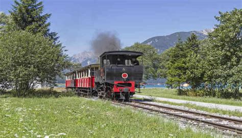 Austria In April Guide: To Experience Alpine Glory & The Sound Of Music