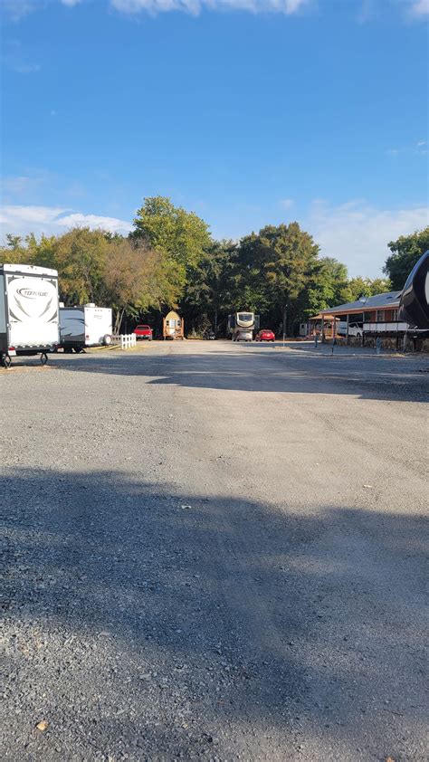 Crossroads RV Park | Porter, OK