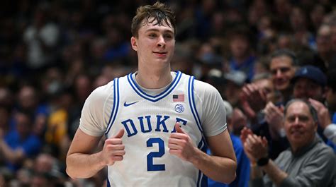 Duke basketball's Cooper Flagg reacts to '1 more year!' chants from ...