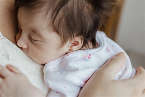 Understanding and Managing Gas in Breastfed Babies | Child Health | DOCTAR
