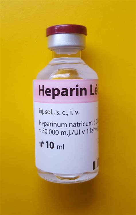 Heparin vs Coumadin: Difference and Comparison