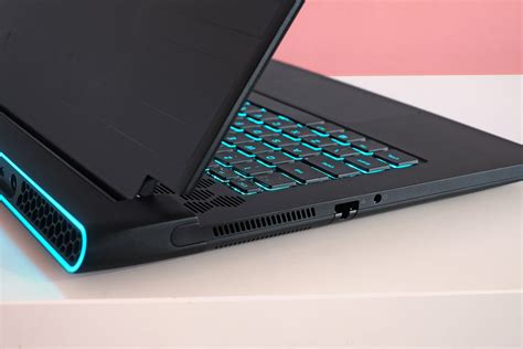 Alienware M15 R4 15.6 的图像结果