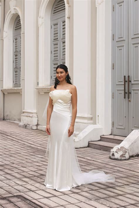 Satin trumpet wedding dress 60 photos - Astyledwedding.com