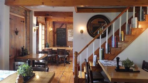 LE FRUIT DEFENDU RESTAURANT AUBERGE (Rougemont) - Inn Reviews & Photos ...