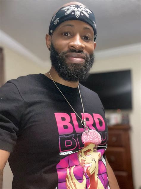 Twitch Streamer Highlight of The Day: SAURUSNESS aka KIKI | by Miss G ...