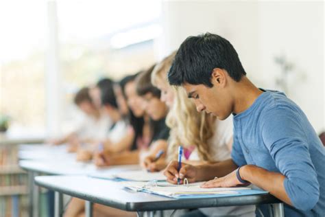 国外大学承认高考成绩，中国学生拥有更多选择|界面新闻