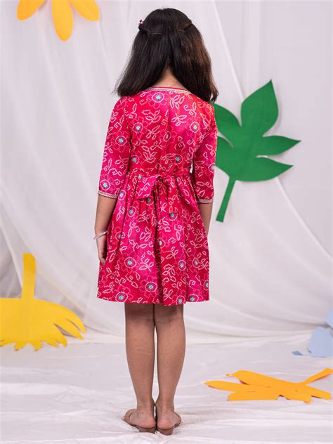VASTRAMAY Girls' Pink Color Bandhnai Print Angrakha Style Dress – vastramay