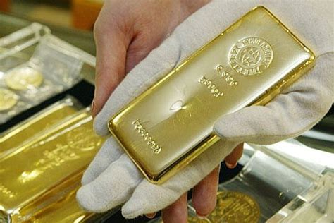 世界各国存放在美国的7000多吨黄金，是否能运回来呢？看完或知_储备
