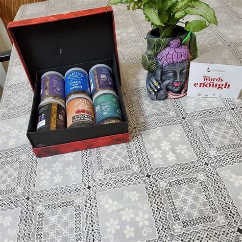 Healthy Treat Royal Rakhi Gift Hamper | Roasted Dry-Fruits & Nuts Gift ...