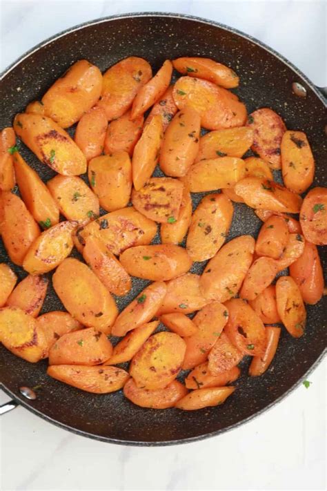 Pan Fried Carrots Recipe - Recipe Vibes