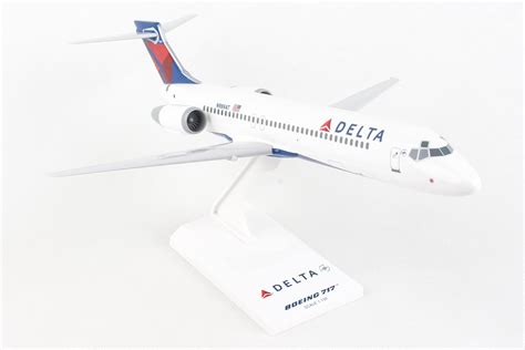 Buy Daron Skymarks Delta 717 New Livery Model Kit (1/130 Scale) Online ...