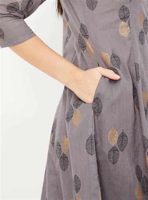 Buy Women Printed A-line Kurta Set Online at just Rs. 999.0 ...