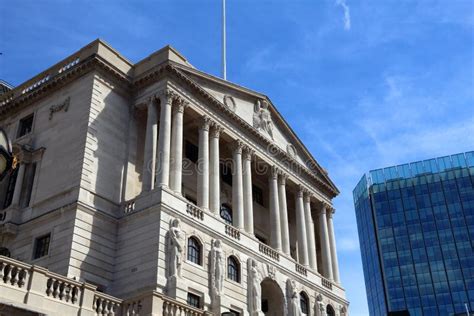 英格兰银行，伦敦市，英国 库存图片. 图片 包括有 英国, 布琼布拉, 资本, 财务, 地标, 拱道, 投资 - 74446395