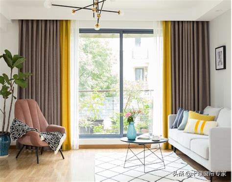 装修客厅窗帘选什么颜色好，巧妙搭配让客厅更上档次-上海装潢网