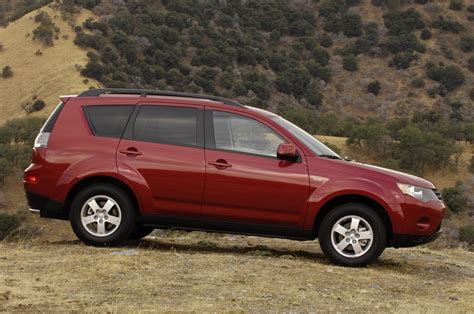 2008 Mitsubishi Outlander Image. Photo 21 of 38