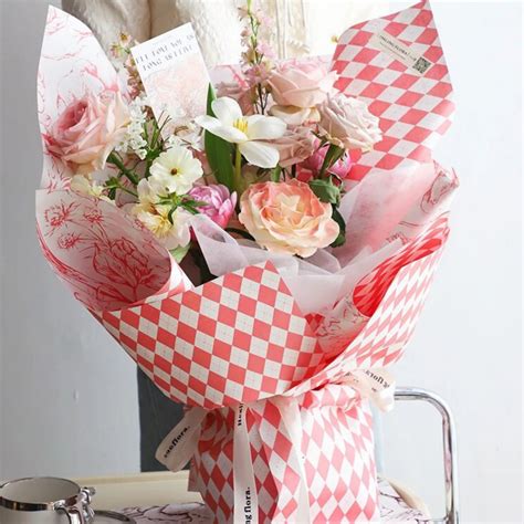 Pink Floral & Chex Double Sided Printed Flower Wrapping Films 58x58cm ...