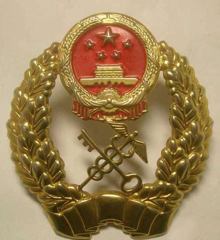 海关帽徽、胸章及制服-中国海关博物馆