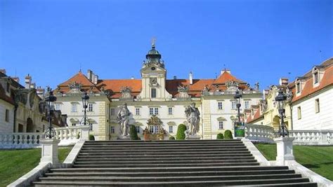10 Best Castles In Czech Republic For All Travelers To Visit