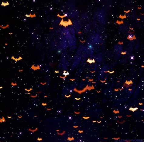 Pin by Emily Olson on Halloween Art | Halloween gif, Halloween ...