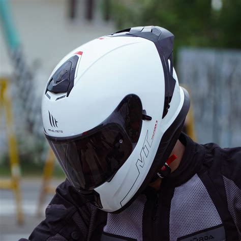 Best Motorcycle Safety Gears | Helmets in India – PowerSports International
