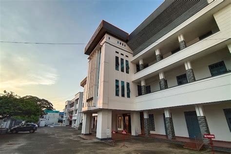 Bishop Chulaparambil Memorial College for Women Kottayam B.A Review by ...