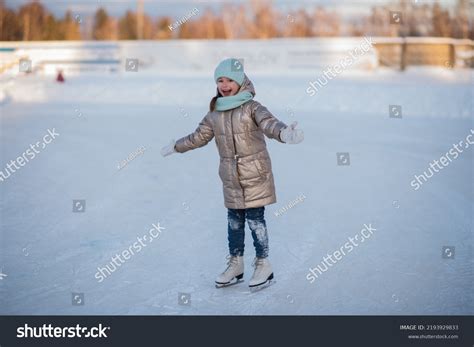 Ice Skating 的图像结果