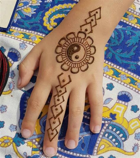 Pinterest // @alexandrahuffy ☼ ☾ Henna Tattoo Hand, Henna Tattoo ...