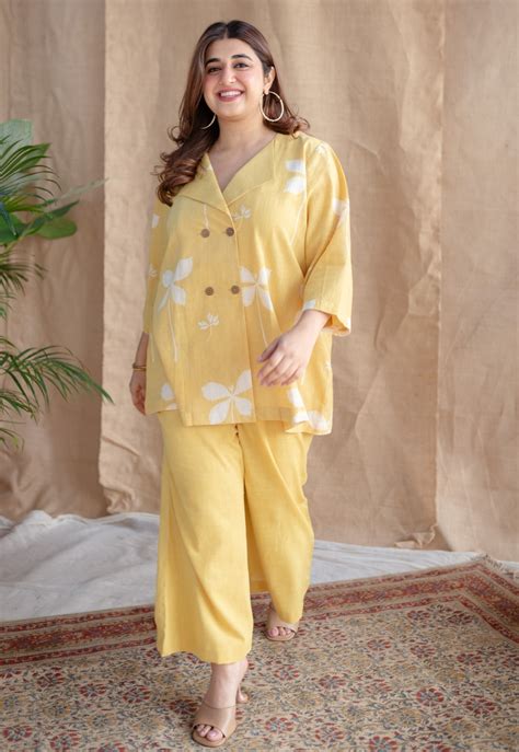 INDIAN ETHNIC WOMEN'S Zuelia Dabu Slub Cotton Co-ord Set – THE INDIAN ...