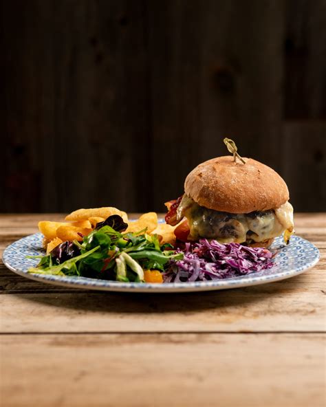 The Lazy Fox, Pub & Restaurant in Tunbridge Wells