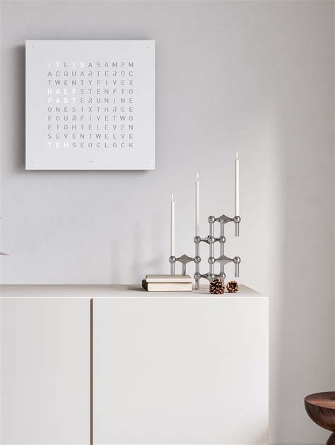 QLOCKTWO EARTH 45 WHITE PEPPER - CLASSIC | QLOCKTWO