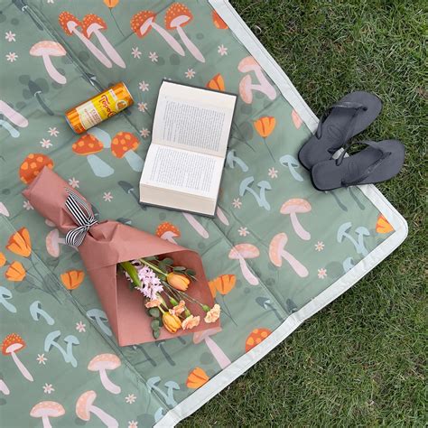 Little Unicorn Outdoor Blanket - Woodland Mushroom, 5 X 7 Ft | Babylist ...