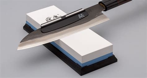 Knife Sharpening Basics Whetstone Sharpener Helper / Sharpening Guide