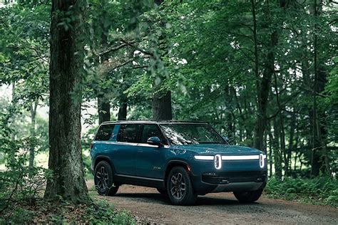 Rivian Releases Massive OTA Software Update, R1S Now Considerably Improved - autoevolution