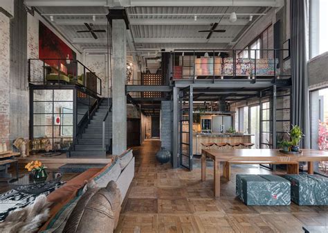 Amazing Industrial Loft With Unique Interior | Decoholic