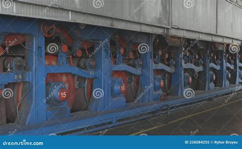 Old Paper Machine 的图像结果