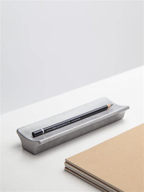 Arc Pen Tray in Aluminium– Stem Design
