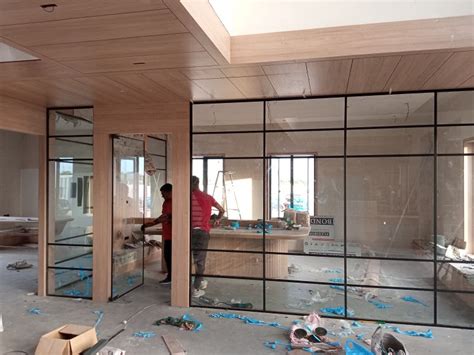 12mm Toughened Glass Partition Manufacturer, Supplier from Vadodara