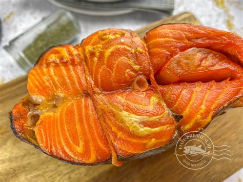 Форель горячего копчения ~ 400-600 г купить в Москве с доставкой на дом ...