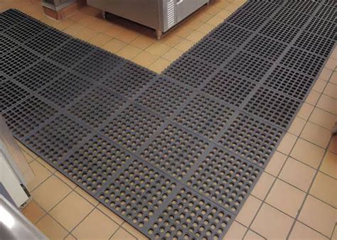 Interlocking Rubber Floor Mat 90x90cm - Heavy Duty | OnlyMat