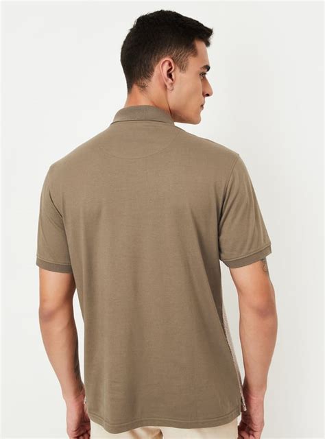 Buy Men Colourblock Zip Polo T-shirt Online at just Rs. 799.0 ...