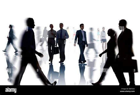 Casual Business People Walking 的图像结果