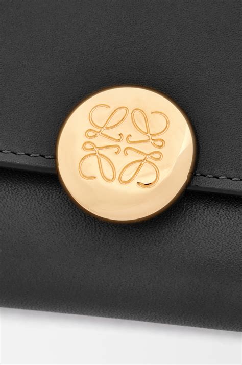 Pebble small vertical wallet in shiny nappa calfskin Black - LOEWE ...