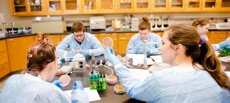 Undergraduate Biological Sciences Majors