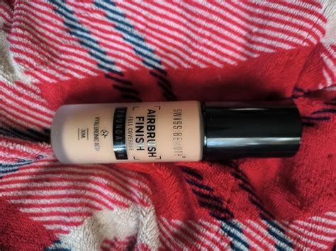 Buy Swiss Beauty Airbrush Finish Lightweight Foundation | Full Coverage ...