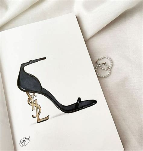 Pin by slvurkk on heel | Drawings, Fashion sketches, Easy doodles drawings