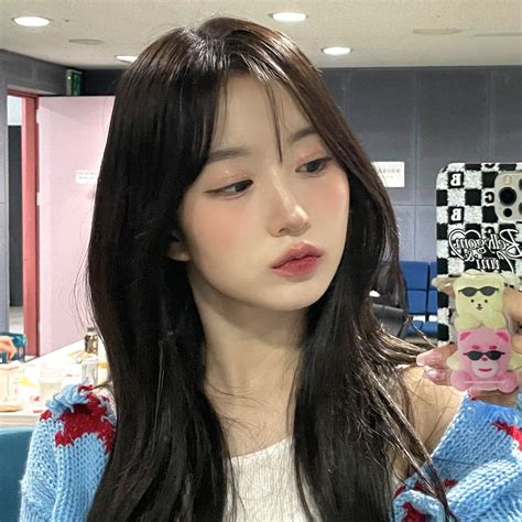 @132skz | Kpop feminino, Deus da beleza, Celebridades coreanas