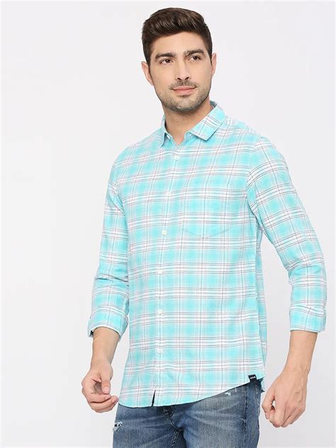Spykar Men Bleached Aqua Slim Fit Cotton Checkered Shirt