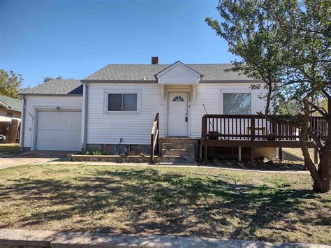 1508 Avenue E, Dodge City, KS 67801 | Trulia