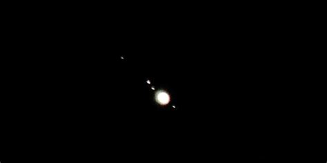 ¿Has visto las cuatro lunas de Júpiter?