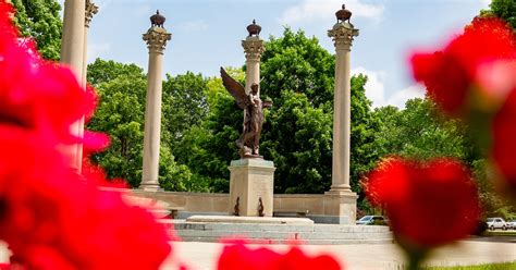 Ball State University Women of Beneficence Philanthropic Group Awards ...